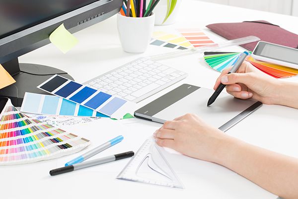 As cores podem influenciar no ambiente de trabalho?