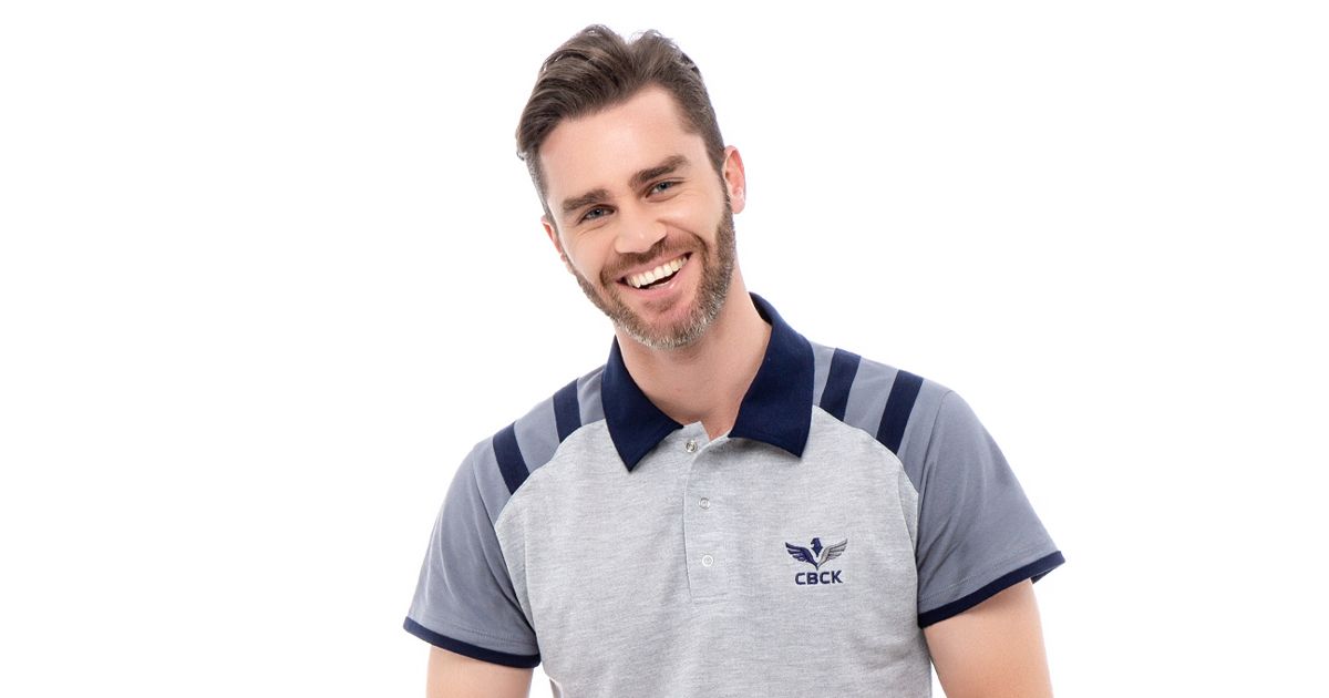 Motivos para inserir camisas polo no seu uniforme profissional
